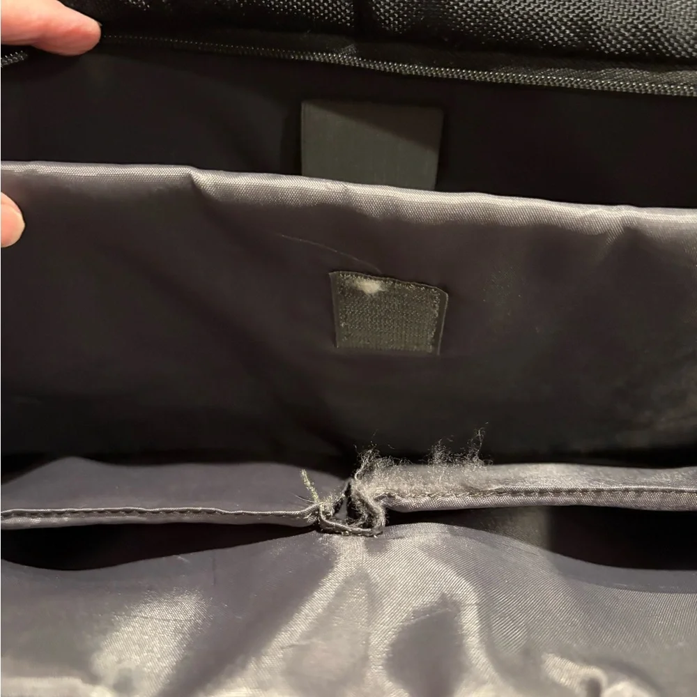 Black Kenneth Cole Reaction Laptop Briefcase Shoulder Bag